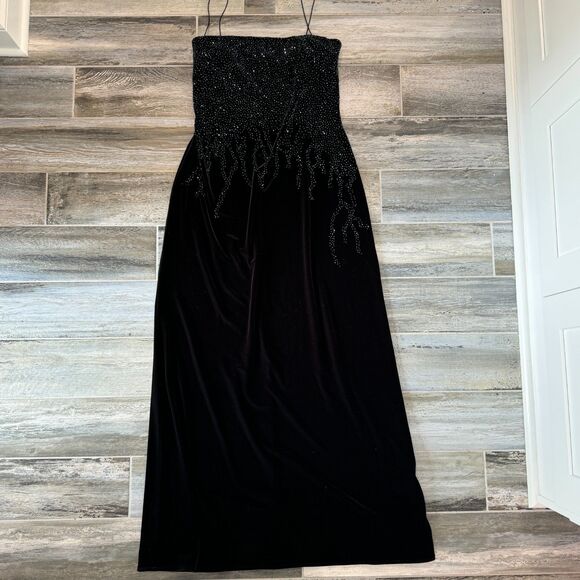 JS Boutique Black Velvet Maxi Dress Spaghetti Straps Beadwork Elegant Detail - Picture 6 of 7